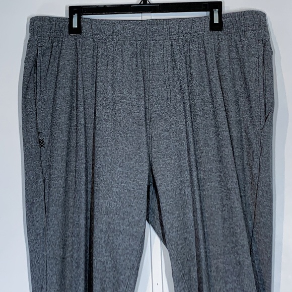 RHONE Reign All Around Men's Sweatpants Joggers in Heather Charcoal - Picture 3 of 9